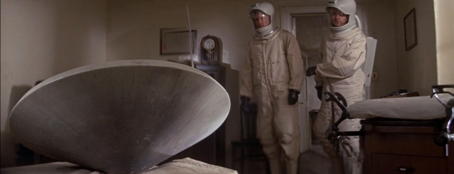 La Amenaza de Andrómeda, el virus que vino del espacio La Amenaza De Andrómeda. Nave Virus